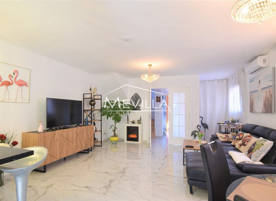 4 Zimmer Villa zu verkaufen in Torrevieja mit Garage - 249.900 € (Ref: 9405878)