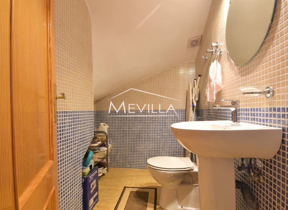 3 bedroom Townhouse for sale in Playa Flamenca with pool garage - € 185,000 (Ref: 9413093)