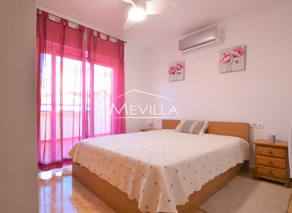 3 bedroom Townhouse for sale in Playa Flamenca with pool garage - € 185,000 (Ref: 9413093)