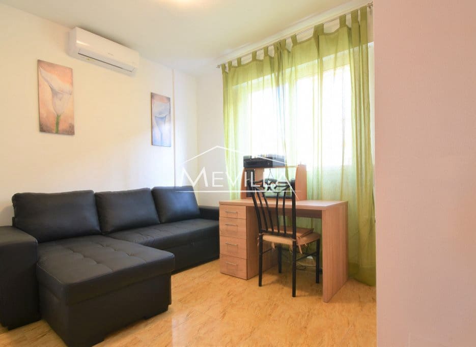 3 bedroom Townhouse for sale in Playa Flamenca with pool garage - € 185,000 (Ref: 9413093)