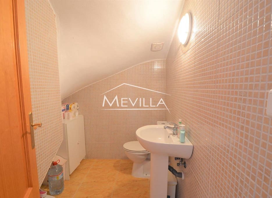 3 bedroom Townhouse for sale in Playa Flamenca with pool garage - € 185,000 (Ref: 9447419)