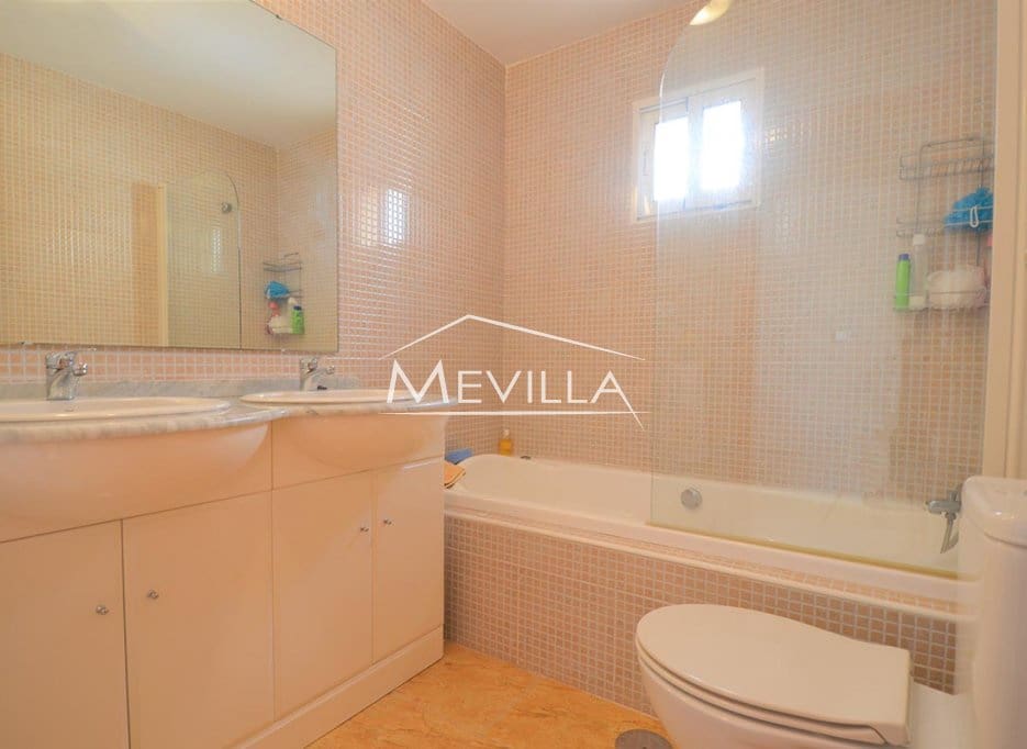 3 bedroom Townhouse for sale in Playa Flamenca with pool garage - € 185,000 (Ref: 9447419)