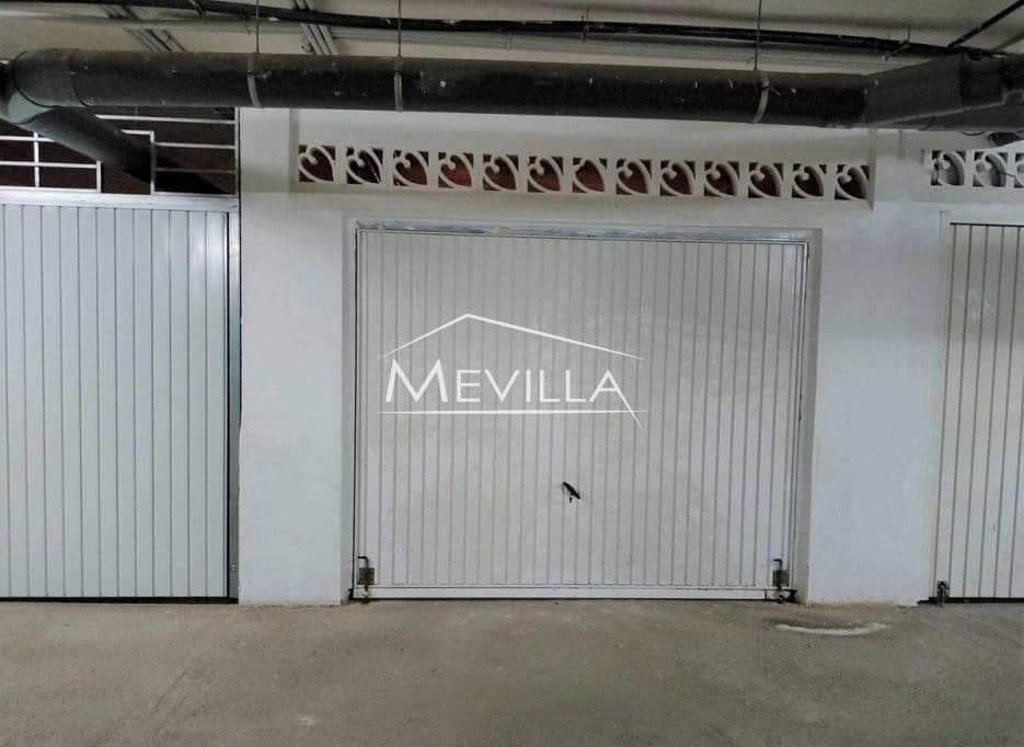 3 bedroom Townhouse for sale in Playa Flamenca with pool garage - € 185,000 (Ref: 9447419)