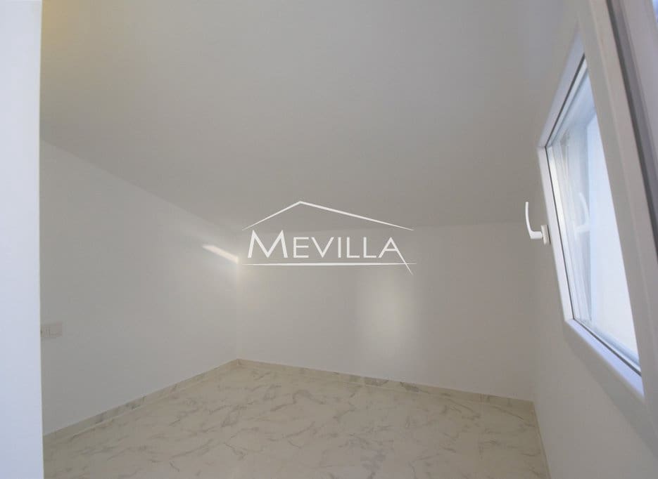 3 makuuhuone Omakotitalo myytävänä paikassa Los Balcones mukana uima-altaan - 229 000 € (Ref: 9451493)