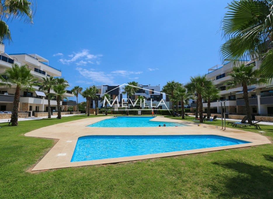 2 soveværelse Penthouse til salg i Playa Flamenca med swimmingpool garage - € 365.000 (Ref: 9470653)