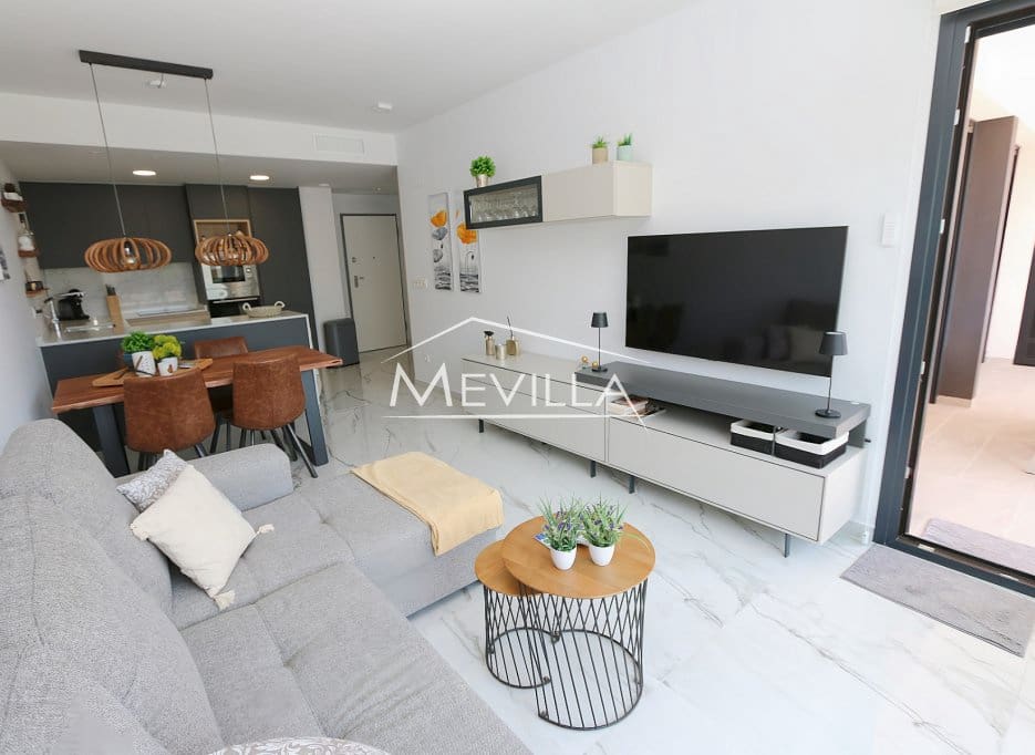 2 soveværelse Penthouse til salg i Playa Flamenca med swimmingpool garage - € 365.000 (Ref: 9470653)