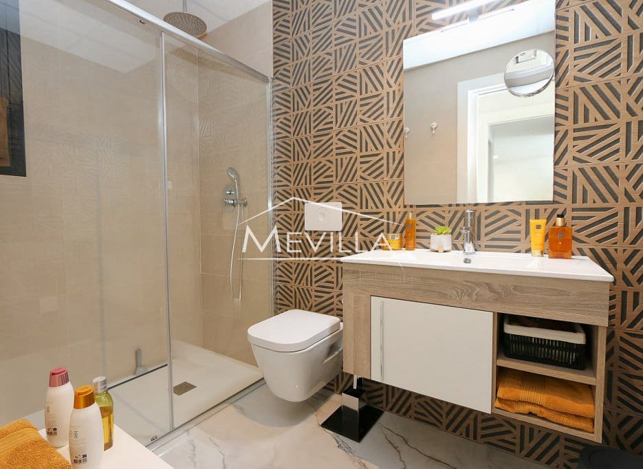 2 soveværelse Penthouse til salg i Playa Flamenca med swimmingpool garage - € 365.000 (Ref: 9470653)