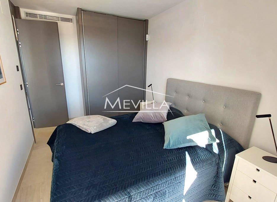 3 makuuhuone Kattohuoneisto myytävänä paikassa Cabo Roig mukana uima-altaan 
autotalli - 695 000 € (Ref: 9495135)