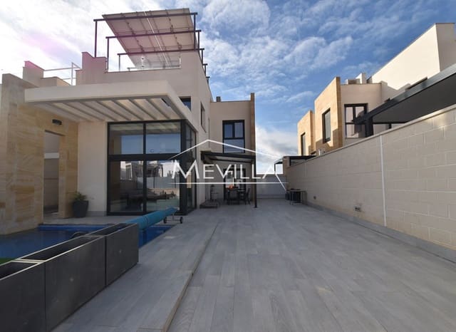 3 chambre Villa/Maison à vendre à Lomas de Cabo Roig - Los Dolses, Orihuela avec piscine - 475 000 € (Ref: 9495529)