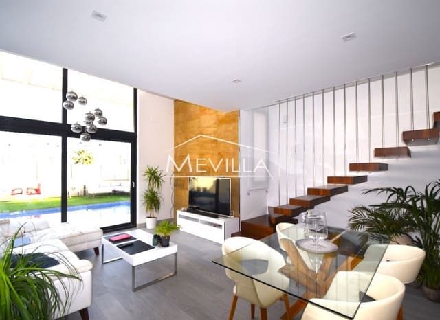 3 chambre Villa/Maison à vendre à Lomas de Cabo Roig - Los Dolses, Orihuela avec piscine - 475 000 € (Ref: 9495529)