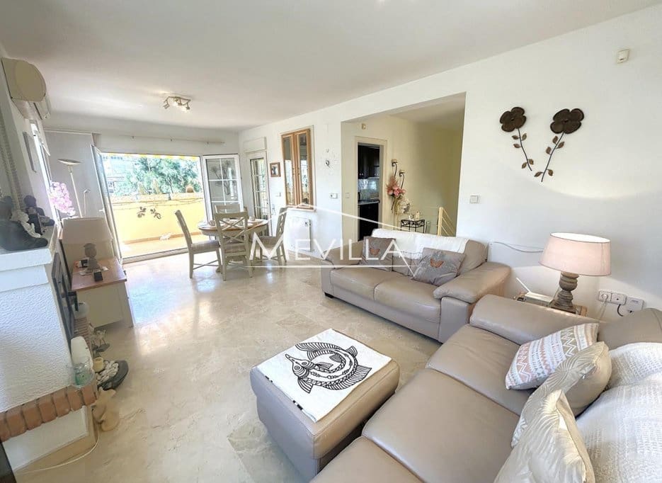 3 soverom Villa til salgs i Playa Flamenca med svømmebasseng garasje - € 365 000 (Ref: 9518060)