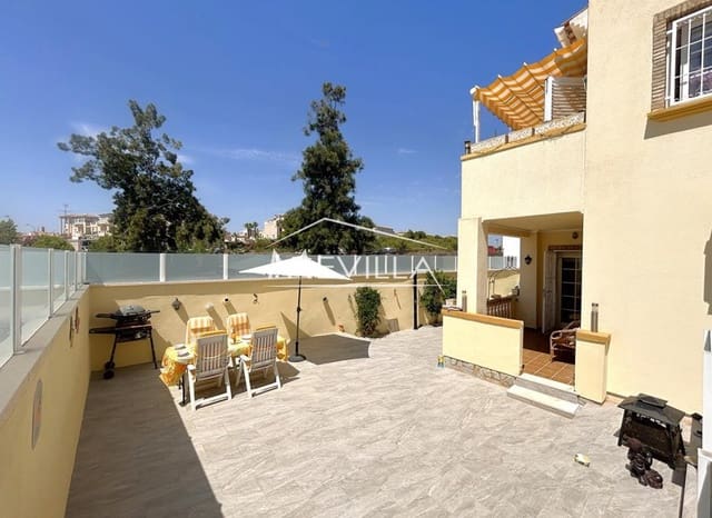 3 soverom Villa til salgs i Playa Flamenca, Orihuela med svømmebasseng garasje - € 365 000 (Ref: 9518060)