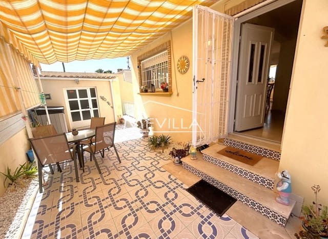 3 soverom Villa til salgs i Playa Flamenca, Orihuela med svømmebasseng garasje - € 365 000 (Ref: 9518060)