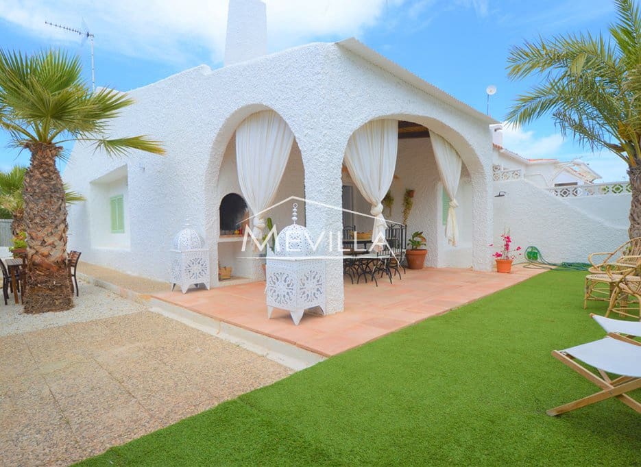 3 quarto Moradia para venda em Campoamor com piscina garagem - 435 000 € (Ref: 9665375)