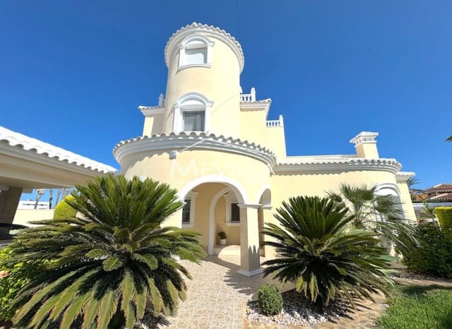 5 slaapkamer Villa te koop in Cabo Roig, Orihuela met zwembad garage - € 1.150.000 (Ref: 9694395)