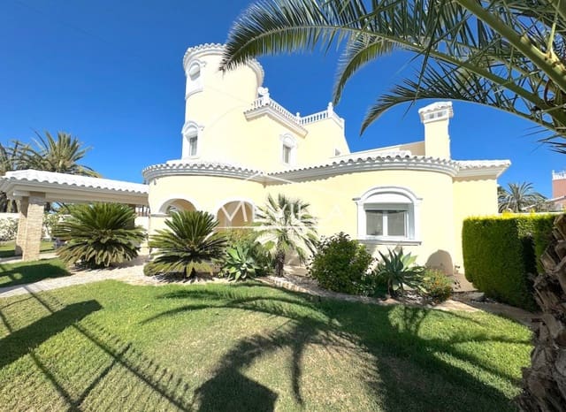 5 slaapkamer Villa te koop in Cabo Roig, Orihuela met zwembad garage - € 1.150.000 (Ref: 9694395)