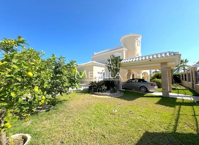 5 slaapkamer Villa te koop in Cabo Roig, Orihuela met zwembad garage - € 1.150.000 (Ref: 9694395)