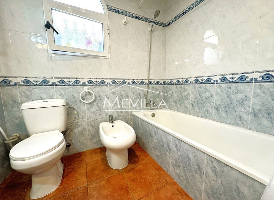 4 bedroom Villa for sale in Playa Flamenca with pool garage - € 555,000 (Ref: 9709037)