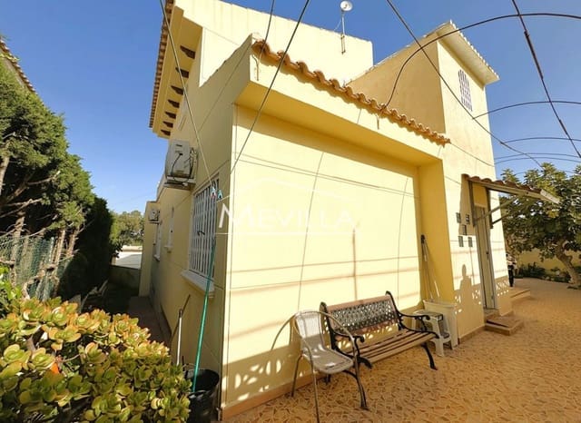 4 quarto Moradia para venda em Playa Flamenca, Orihuela com piscina garagem - 555 000 € (Ref: 9709037)