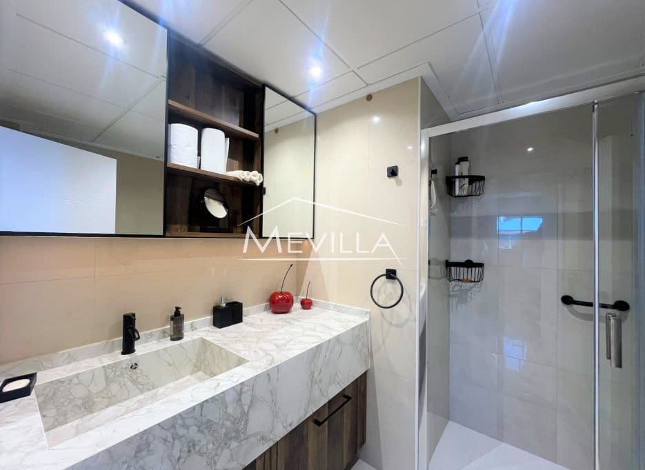 Ático de 3 habitaciones en La Manga del Mar Menor en venta con piscina garaje - 525.000 € (Ref: 9763262)