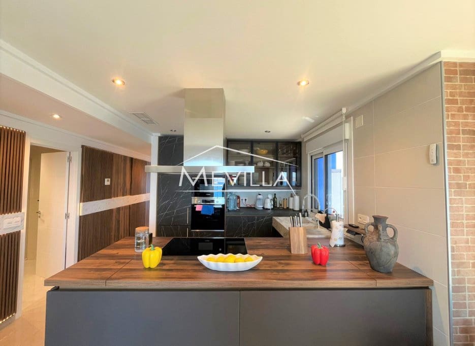 Ático de 3 habitaciones en La Manga del Mar Menor en venta con piscina garaje - 525.000 € (Ref: 9763262)