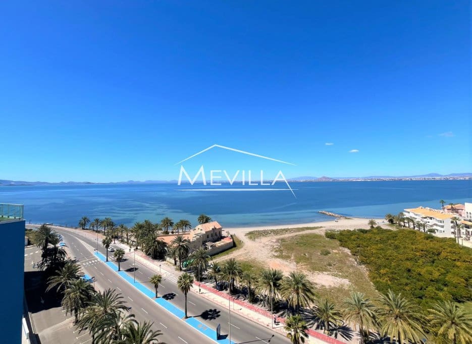 Ático de 3 habitaciones en La Manga del Mar Menor en venta con piscina garaje - 525.000 € (Ref: 9763262)