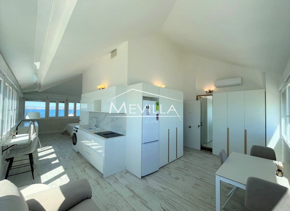 Ático de 3 habitaciones en La Manga del Mar Menor en venta con piscina garaje - 525.000 € (Ref: 9763262)