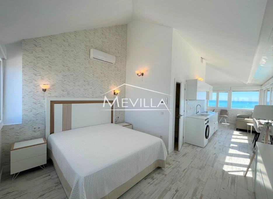 Ático de 3 habitaciones en La Manga del Mar Menor en venta con piscina garaje - 525.000 € (Ref: 9763262)