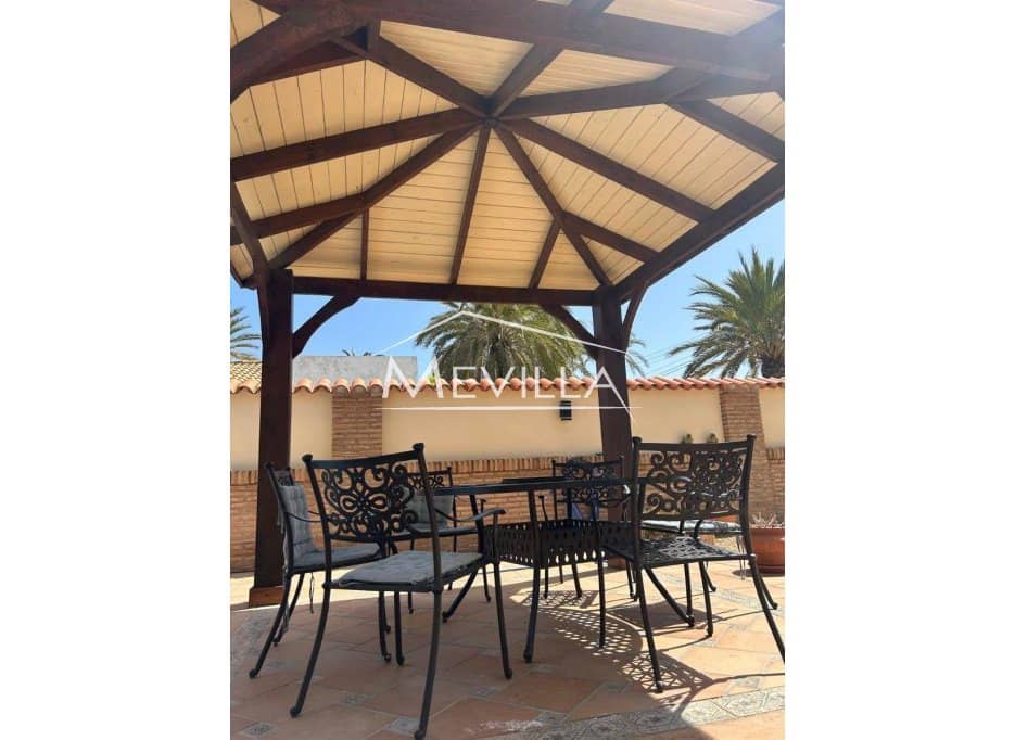 5 bedroom Villa for sale in Cabo Roig with pool garage - € 1,400,000 (Ref: 9793638)