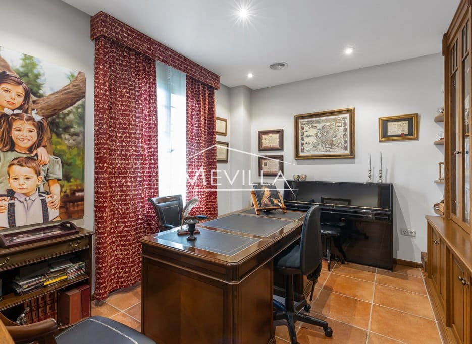 7 soveværelse Villa til salg i La Veleta med swimmingpool garage - € 2.490.000 (Ref: 9798286)