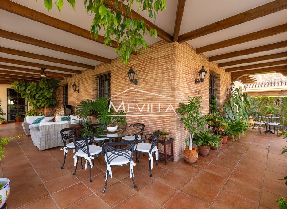 7 soveværelse Villa til salg i La Veleta med swimmingpool garage - € 2.490.000 (Ref: 9798286)