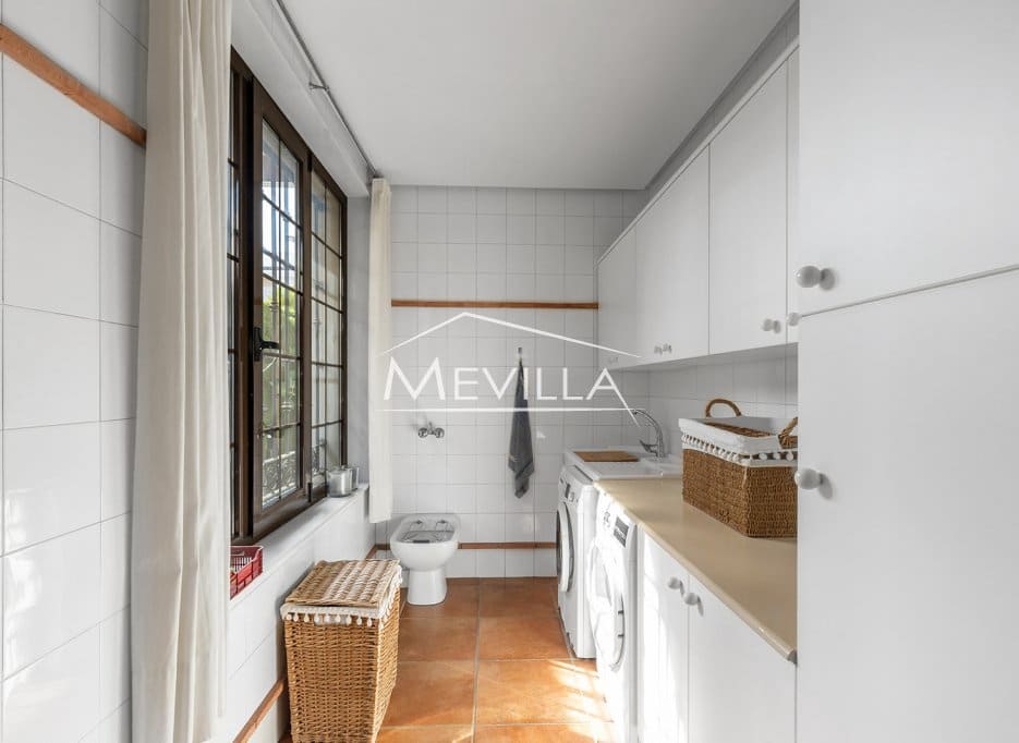 7 soveværelse Villa til salg i La Veleta med swimmingpool garage - € 2.490.000 (Ref: 9798286)