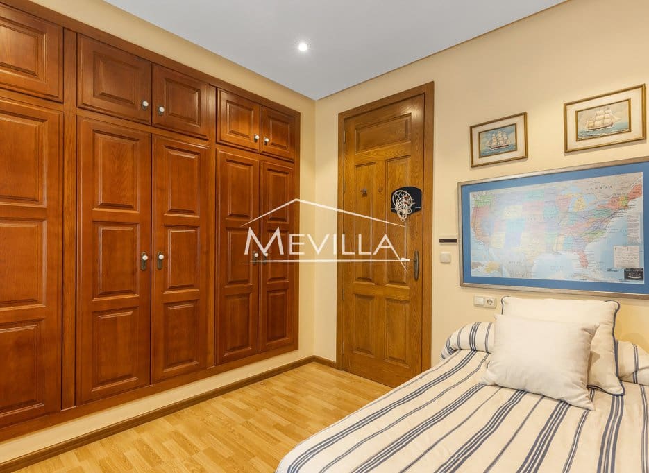 7 soveværelse Villa til salg i La Veleta med swimmingpool garage - € 2.490.000 (Ref: 9798286)