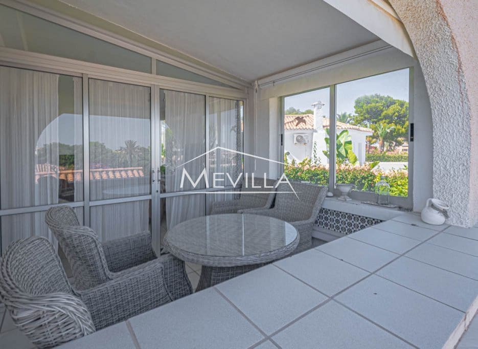 3 bedroom Villa for sale in La Zenia with garage - € 500,000 (Ref: 9799965)