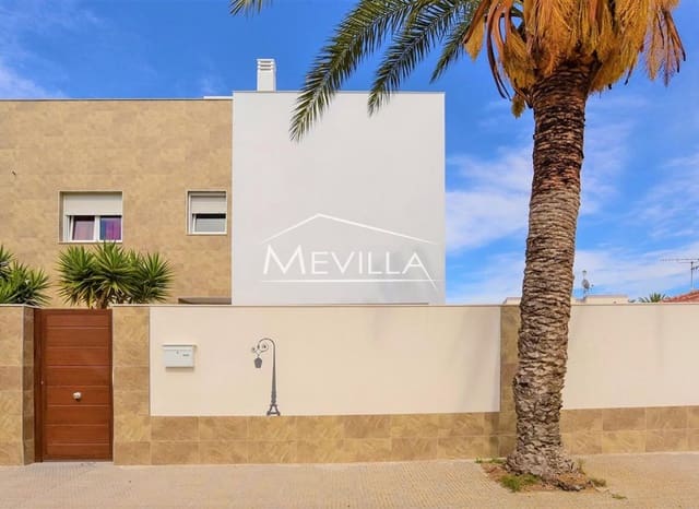 5 chambre Villa/Maison à vendre à Cabo Roig, Orihuela avec piscine garage - 970 000 € (Ref: 9893054)