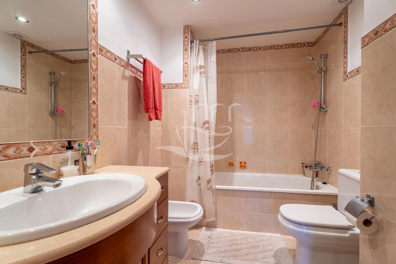 3 bedroom Flat for sale in Palafrugell with pool garage - € 295,000 (Ref: 10001045)