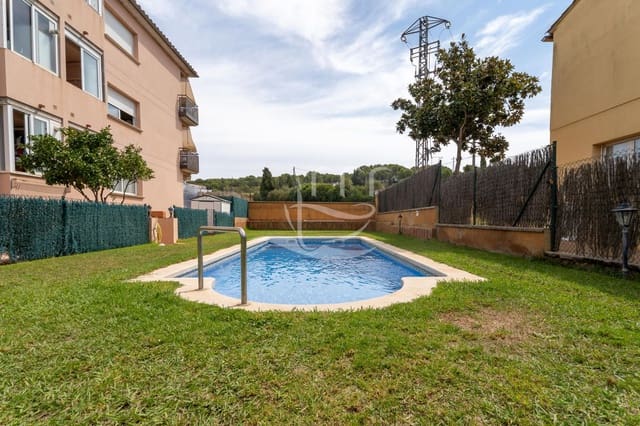 Piso de 3 habitaciones en Palafrugell en venta con piscina garaje - 295.000 € (Ref: 10001045)