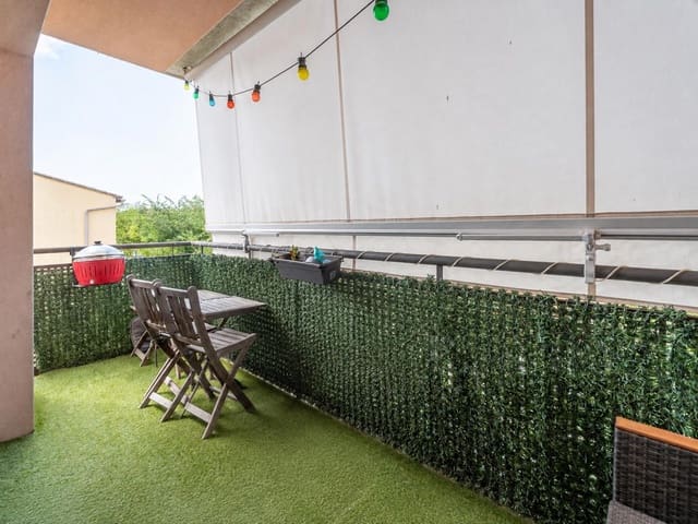 Piso de 3 habitaciones en Palafrugell en venta con piscina garaje - 295.000 € (Ref: 10001045)