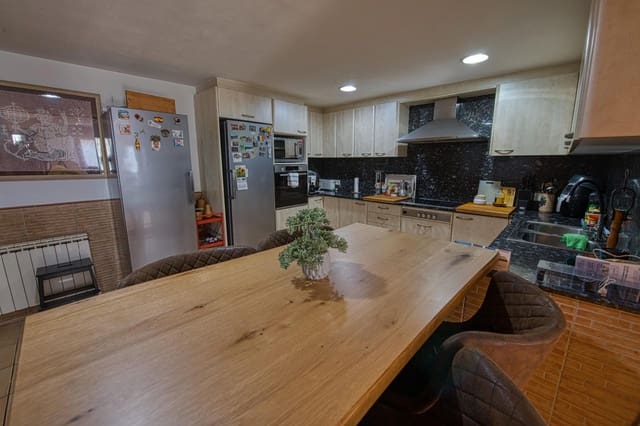 Casa de 4 habitaciones en Palafrugell en venta con garaje - 385.000 € (Ref: 10141319)