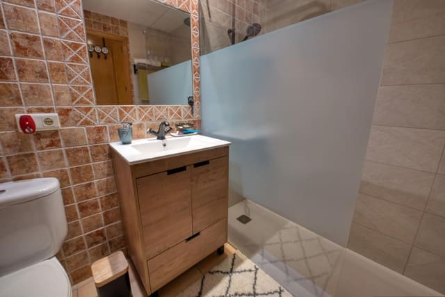 Casa de 4 habitaciones en Palafrugell en venta con garaje - 385.000 € (Ref: 10141319)