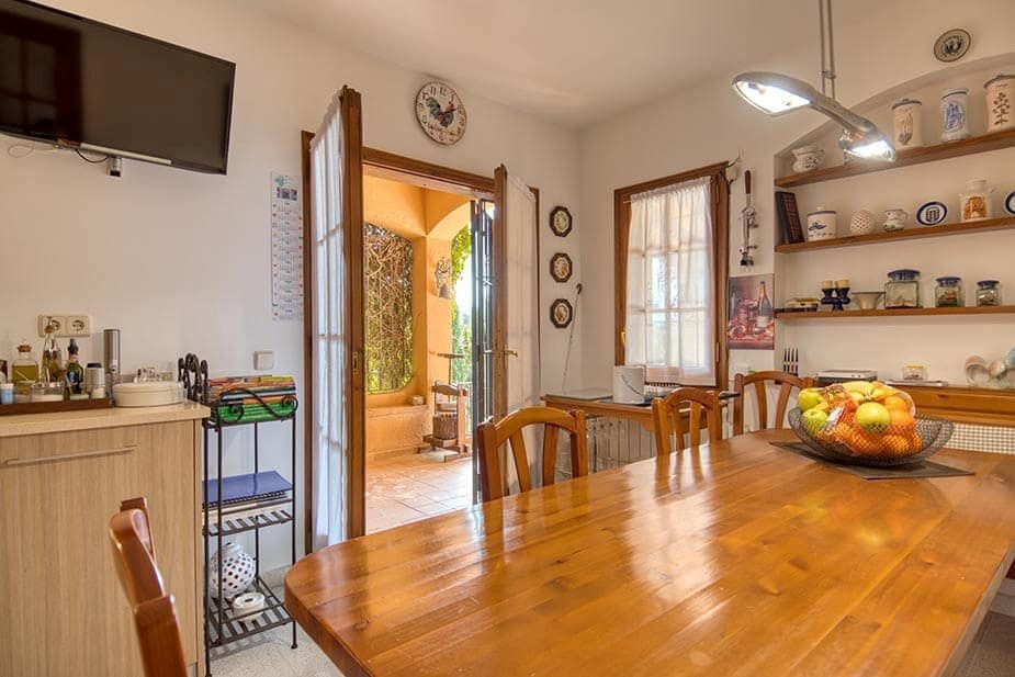 6 soveværelse Villa til salg i Tamariu med swimmingpool garage - € 1.200.000 (Ref: 7800688)