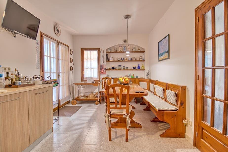 6 soveværelse Villa til salg i Tamariu med swimmingpool garage - € 1.200.000 (Ref: 7800688)