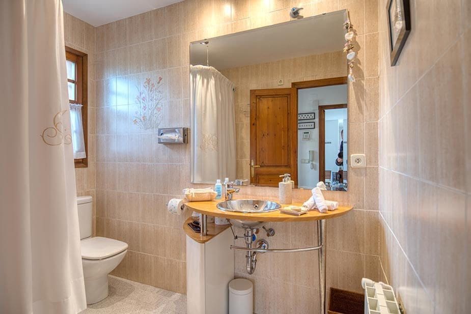 6 soveværelse Villa til salg i Tamariu med swimmingpool garage - € 1.200.000 (Ref: 7800688)