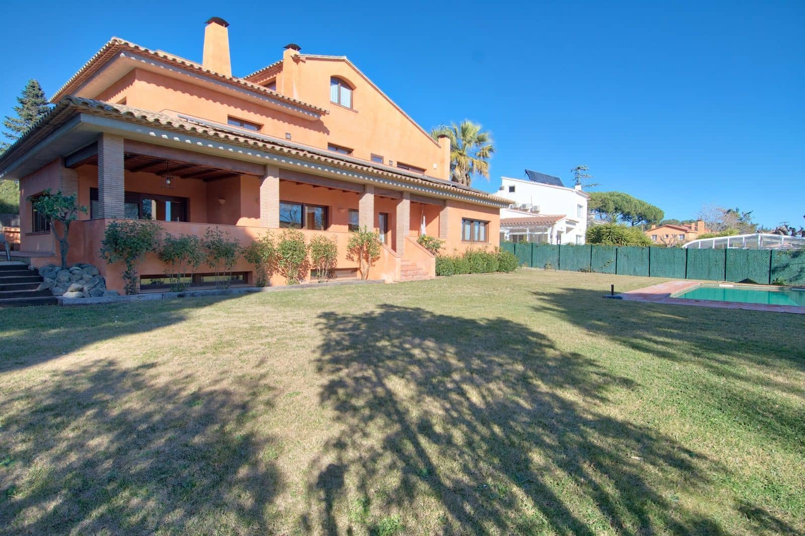 6 soverom Villa til salgs i Mont-ras med svømmebasseng garasje - € 1 100 000 (Ref: 7998301)