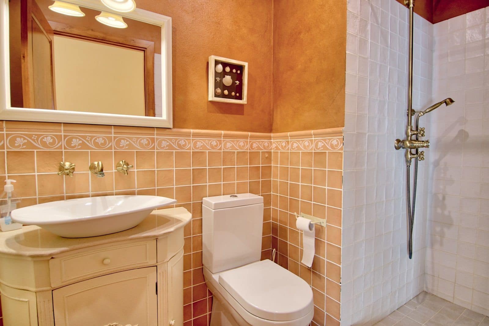 6 soverom Villa til salgs i Mont-ras med svømmebasseng garasje - € 1 100 000 (Ref: 7998301)