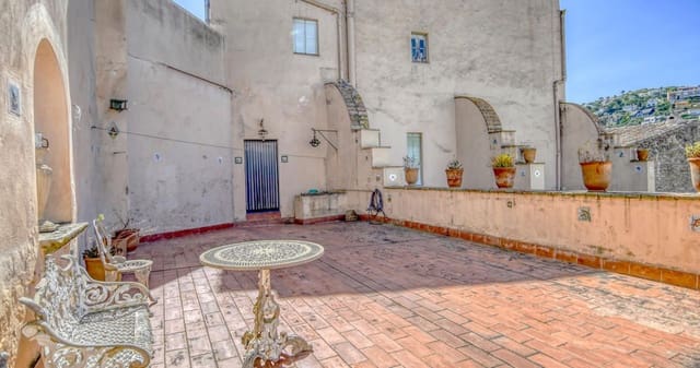 5 sovrum Villa till salu i Begur med garage - 690 000 € (Ref: 8032361)