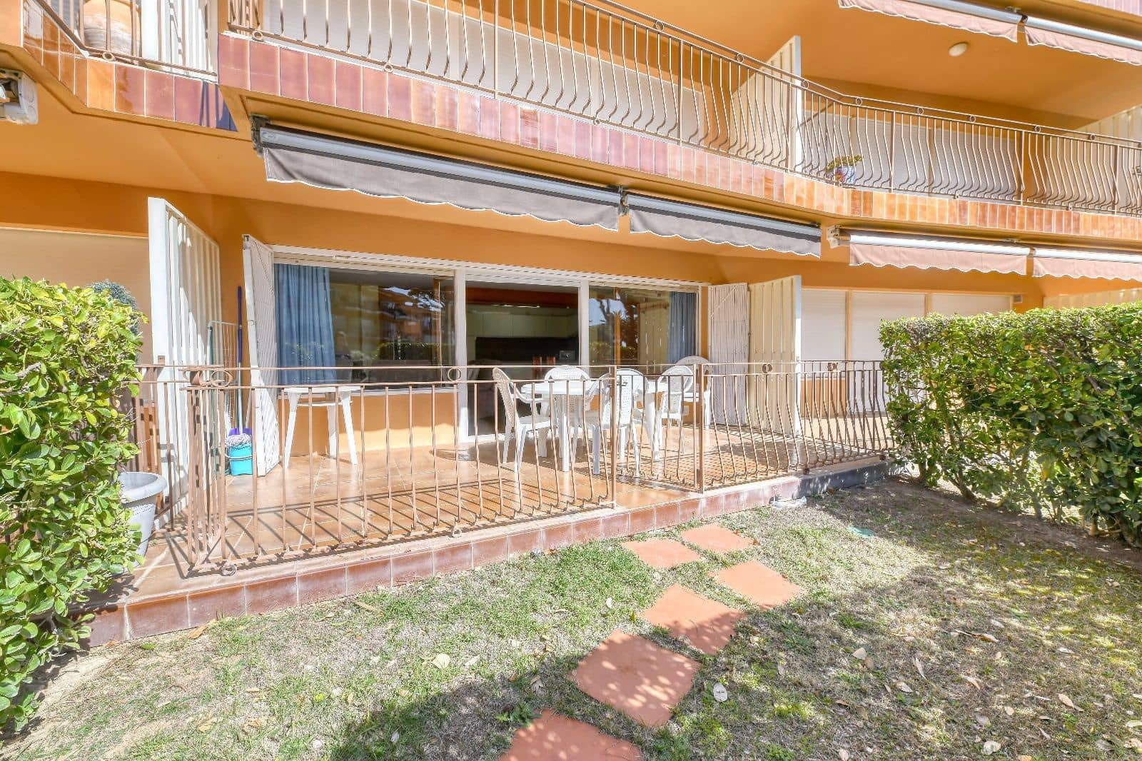 2 soverom Leilighet til salgs i Calella de Palafrugell med svømmebasseng garasje - € 420 000 (Ref: 8134445)