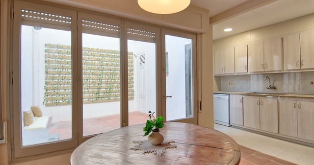 7 Zimmer Villa zu verkaufen in Palafrugell - 433.000 € (Ref: 8227594)