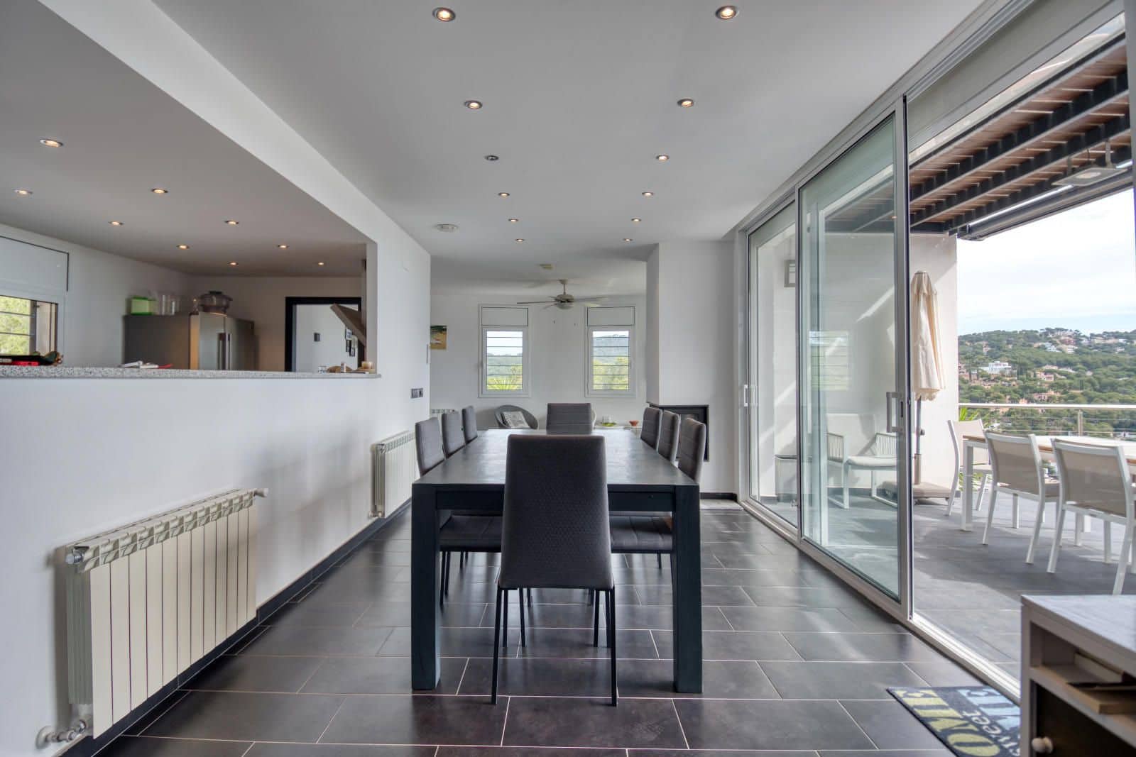 4 soveværelse Villa til salg i Tamariu med swimmingpool garage - € 1.300.000 (Ref: 8489315)