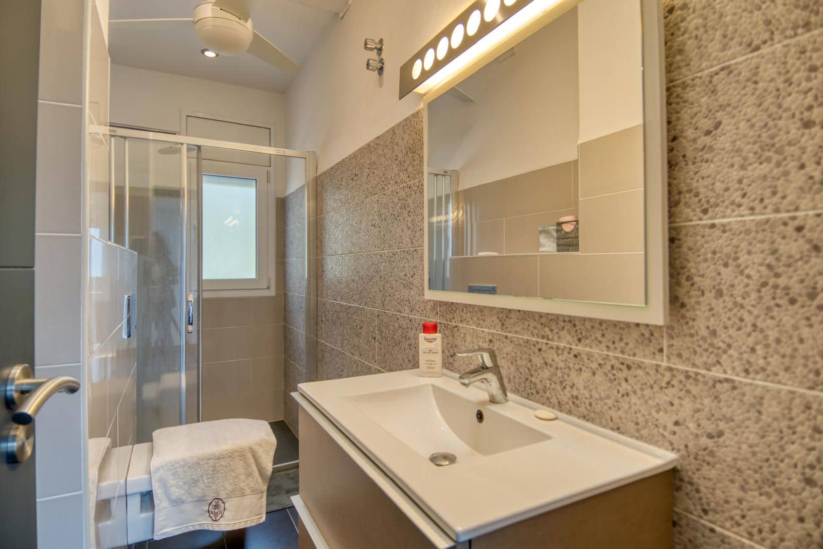 4 soveværelse Villa til salg i Tamariu med swimmingpool garage - € 1.300.000 (Ref: 8489315)